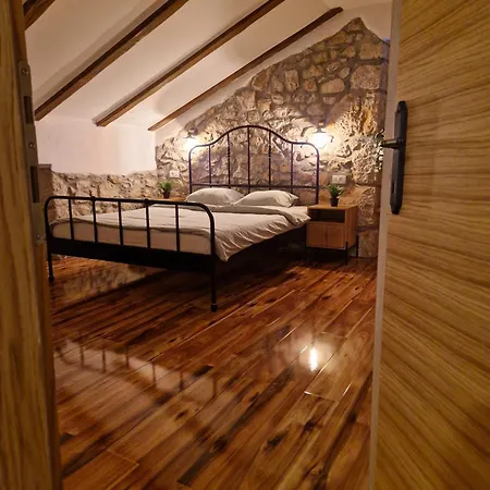 Ferienhaus Kristina Gabonjin